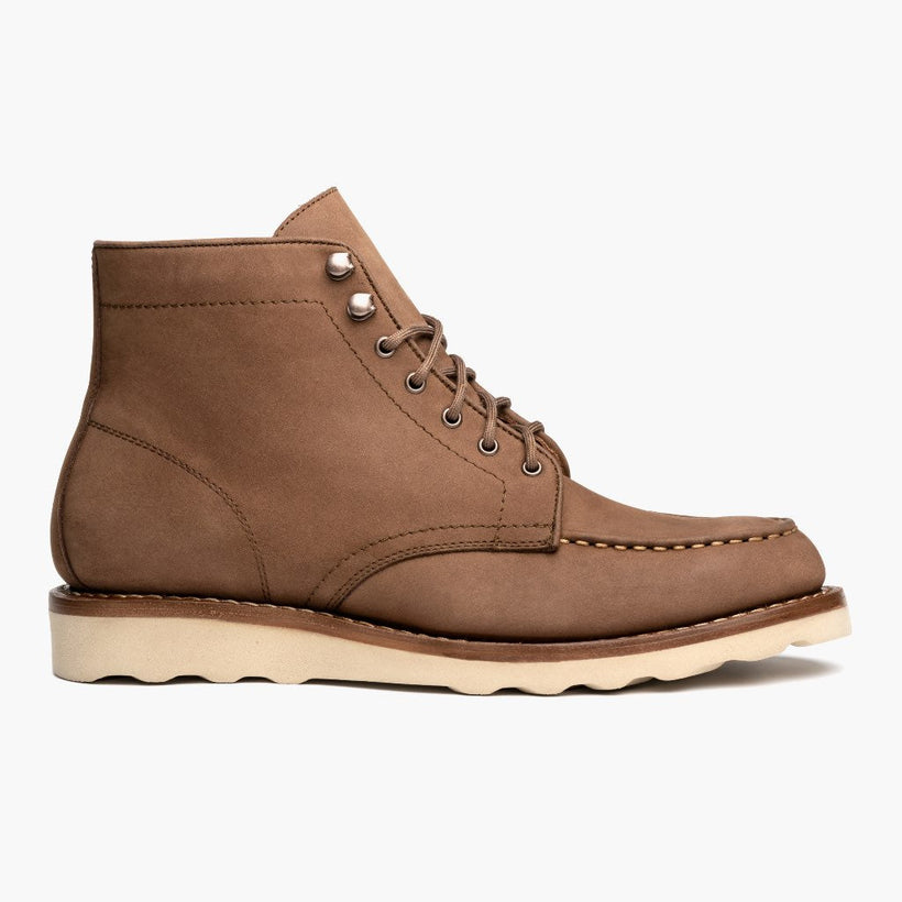 Diplomat Pebble Leather Boots