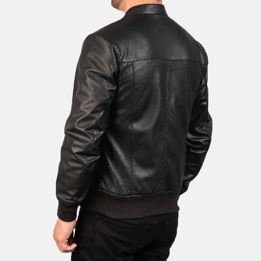 
Authentic Cowhide (Torso) &Amp; Goatskin (Sleeves) Leather Grain Texture & Heavy-Duty Seam Stitching Detail