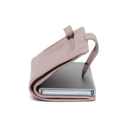 
Solid Antique Brass Hardware & Heavy-Duty Dual Zipper Detail on Kaunas Full-Grain Leather Card Holder