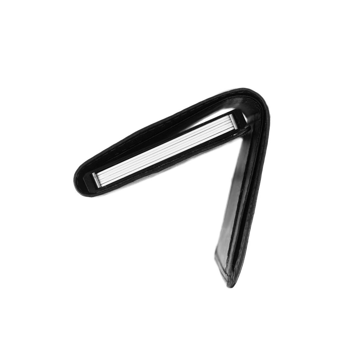 
100% Full-Grain Wax Pull-Up 100% Full-Grain Leather Grain Texture & Handcrafted Patina Detail