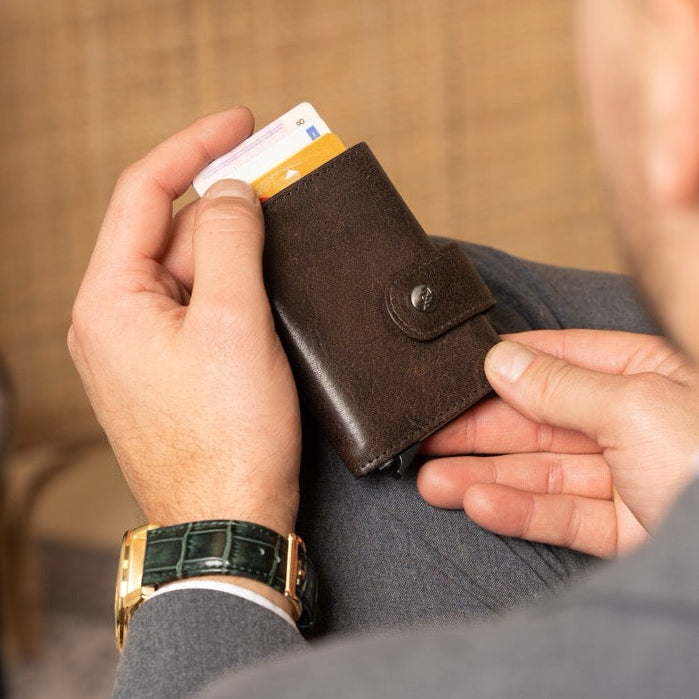 Varrano Full-Grain Leather Card Holder