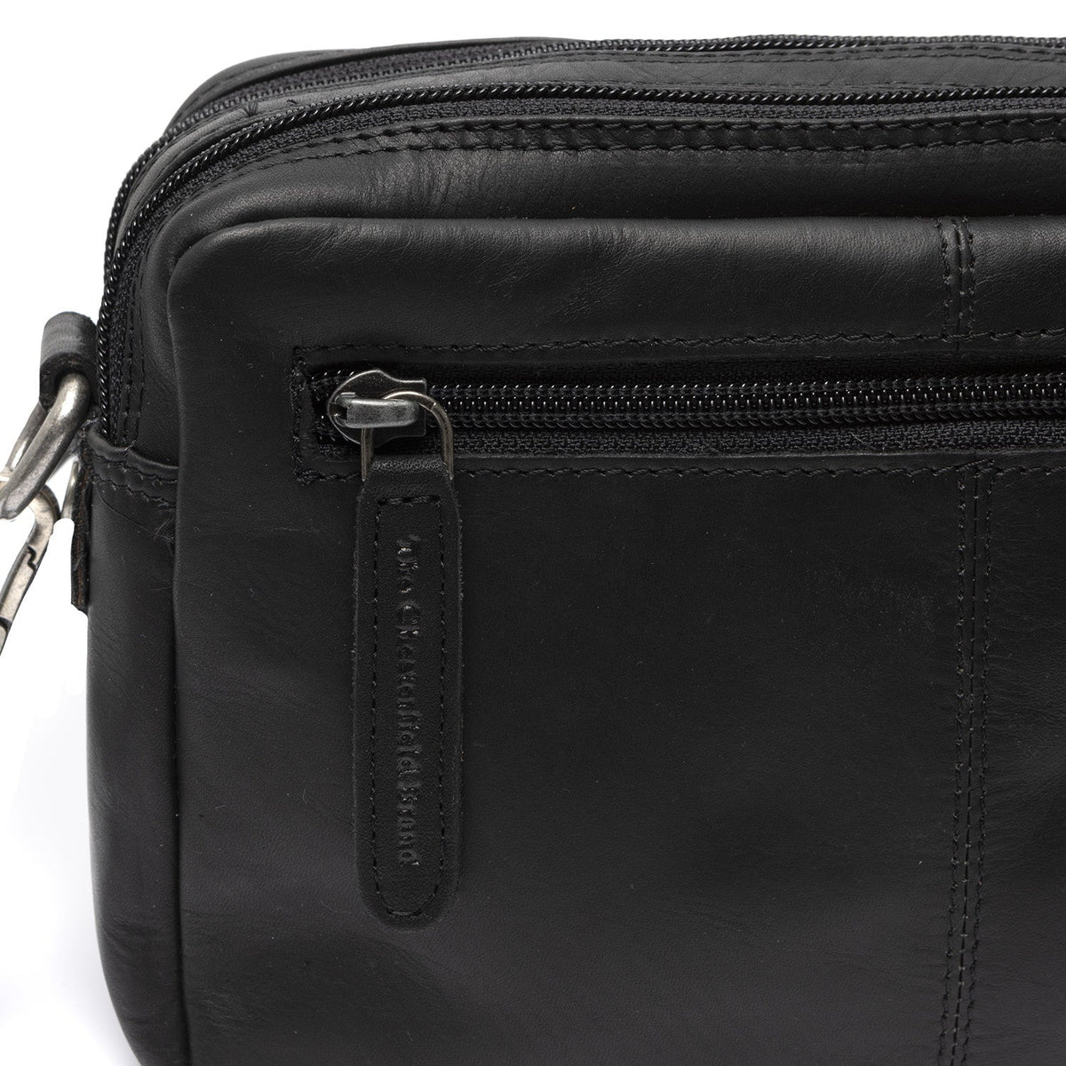 
Solid Antique Brass Hardware & Heavy-Duty Dual Zipper Detail on Samui Full-Grain Leather Crossbody Bag