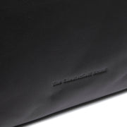 
Close-Up Detail of Classic Collar & Heavy-Duty Zipper Hardware on Hermosa Full-Grain Leather Handbag