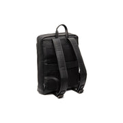 
Everyday Carry Perspective Showing Ergonomic Grab Handle & Strap Comfort