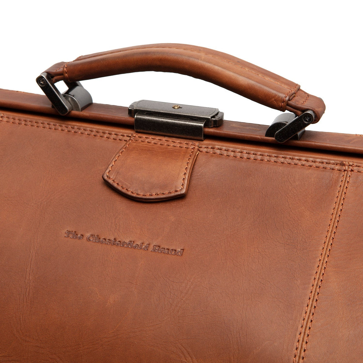 
Corfu Full-Grain Leather Weekender Bag - Structured Side Profile Showing Gusset Depth & Expansion Capacity