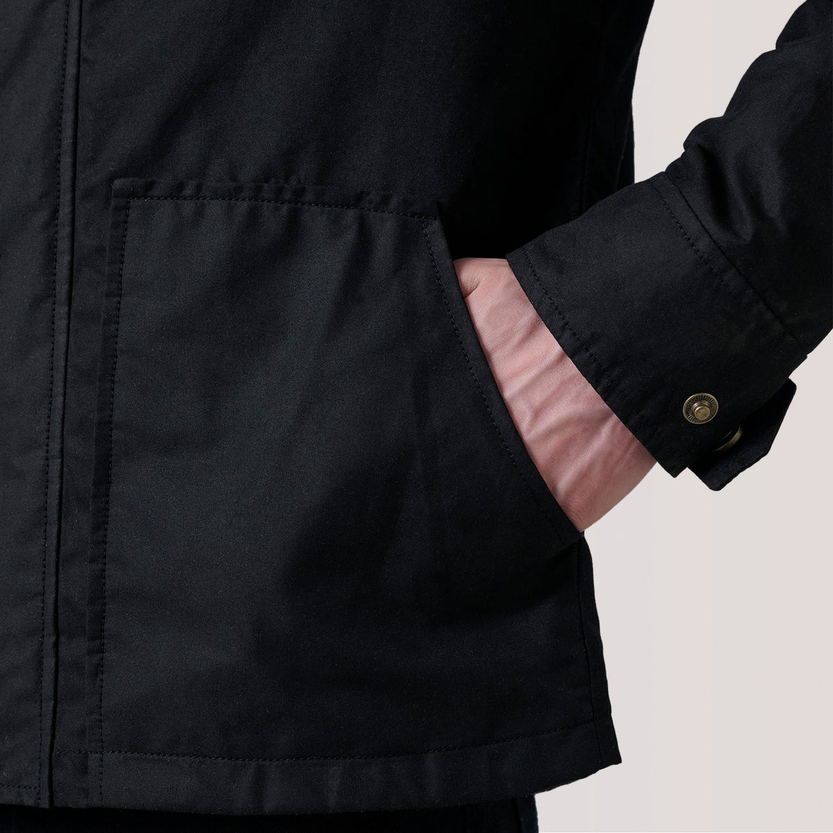 
Interior View Showing Flannel & Dual Inside Utility Storage Pockets