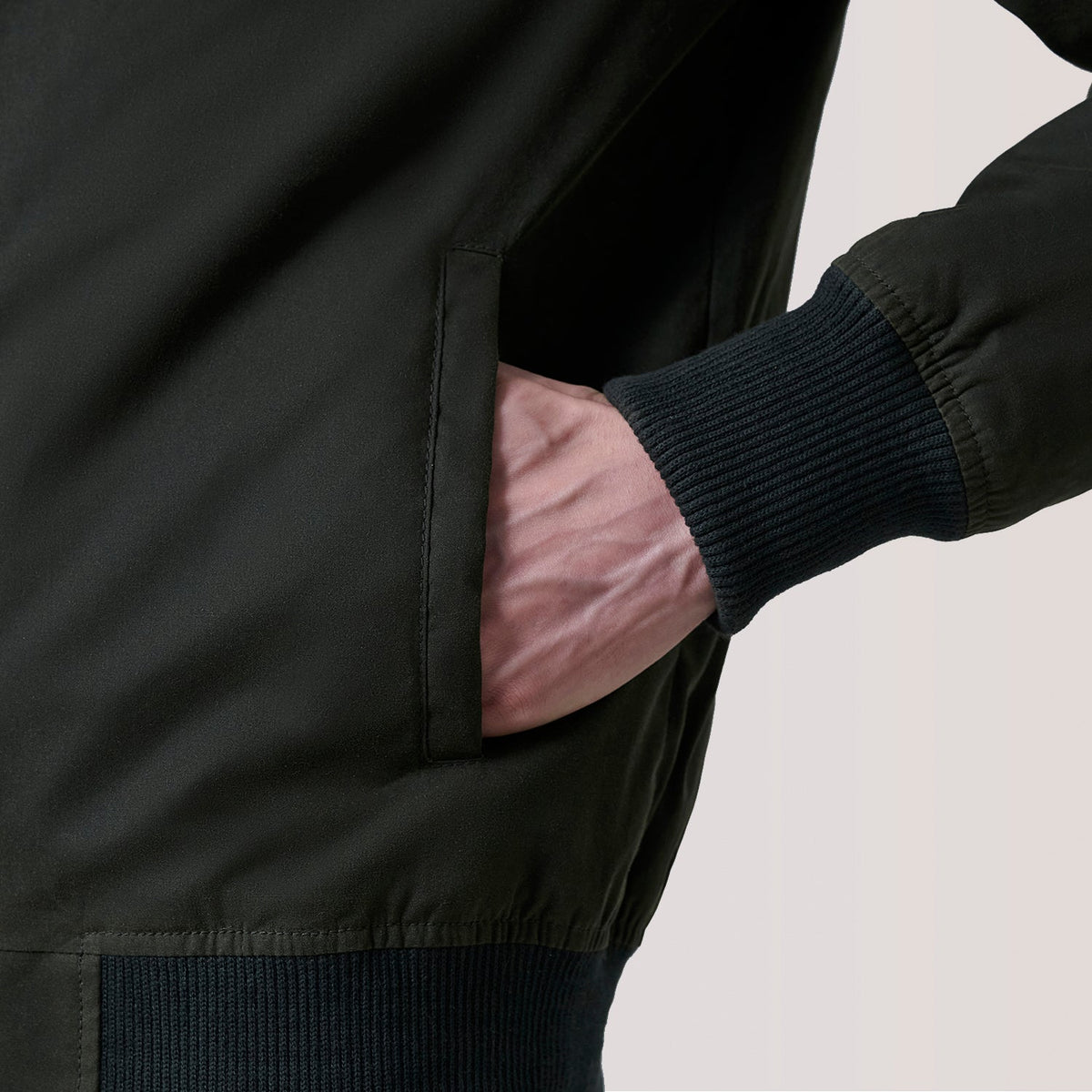 
Interior View Showing Flannel & Dual Inside Utility Storage Pockets